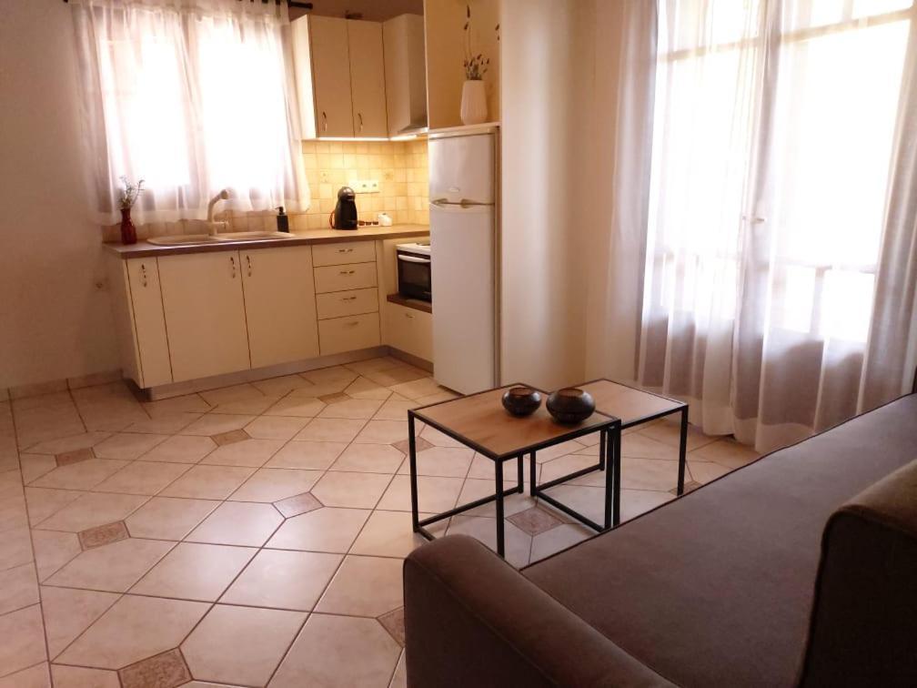 Liogerma Apartments Tsoukaládhes Esterno foto